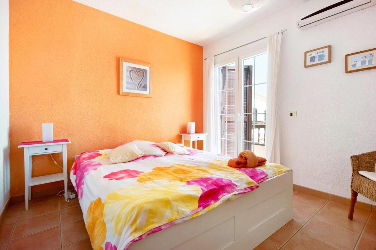 Casa Sarita - Farbenfrohes Ferienhaus Chayofa 外观 照片