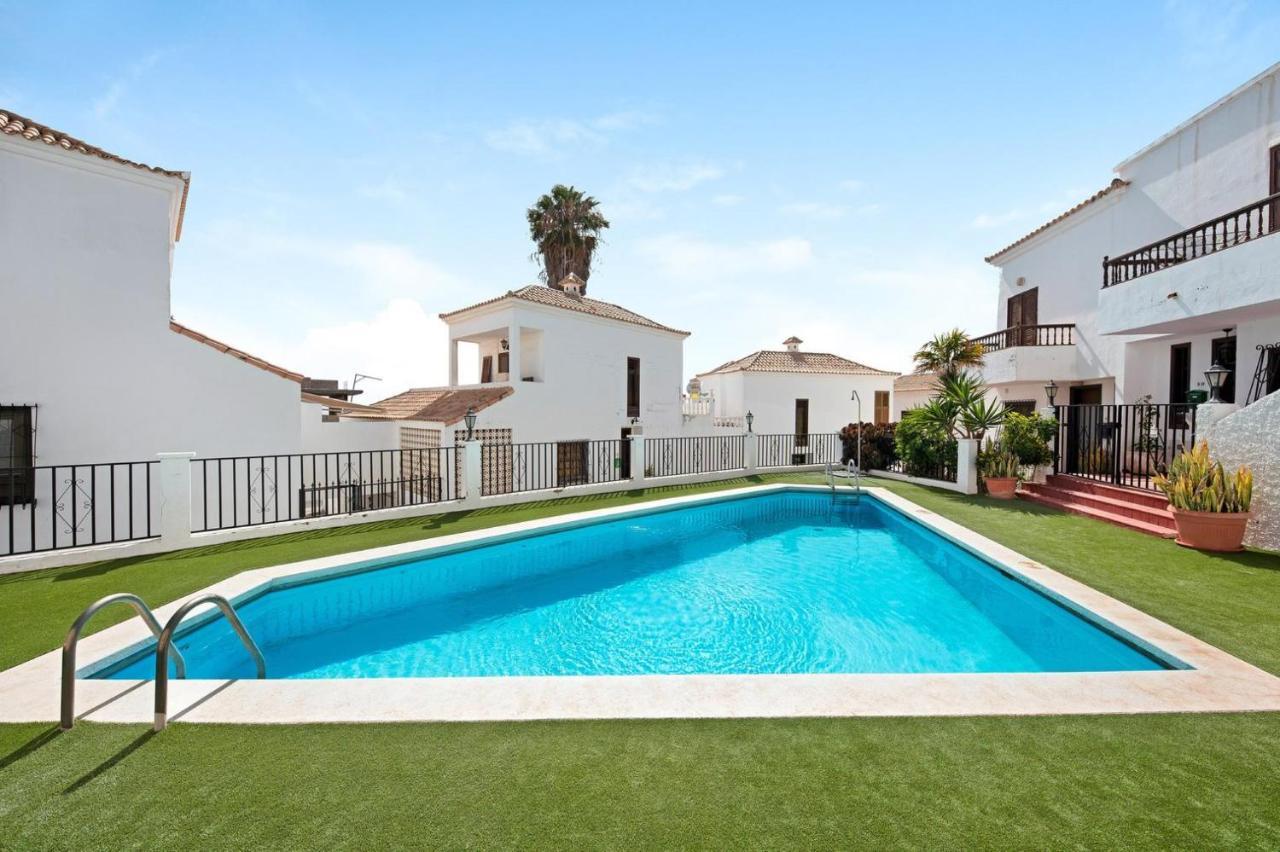 Casa Sarita - Farbenfrohes Ferienhaus Chayofa 外观 照片