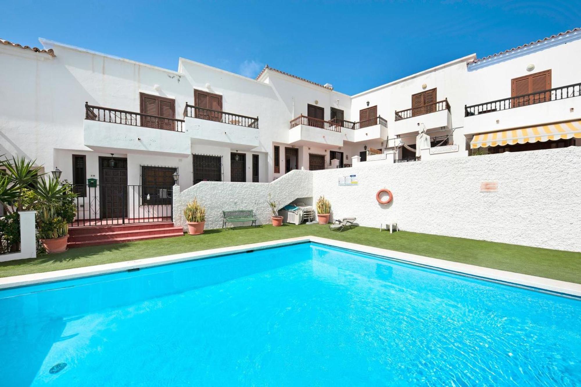 Casa Sarita - Farbenfrohes Ferienhaus Chayofa 外观 照片